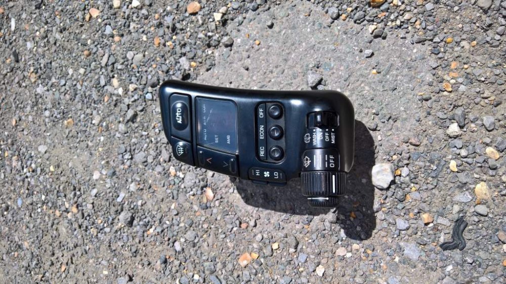 15 - Heater Controls.jpg