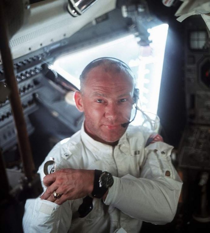 EdwinAldrin_big a sm.jpg