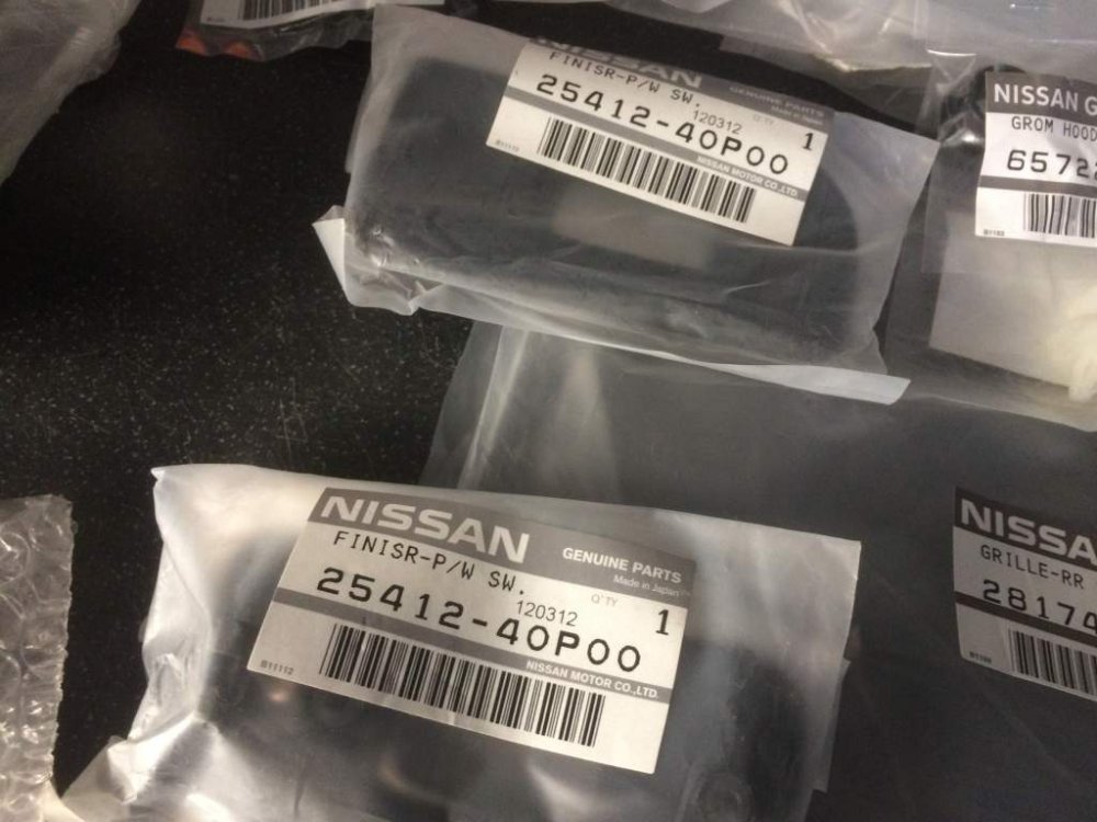 Pass Switch_1012.jpg