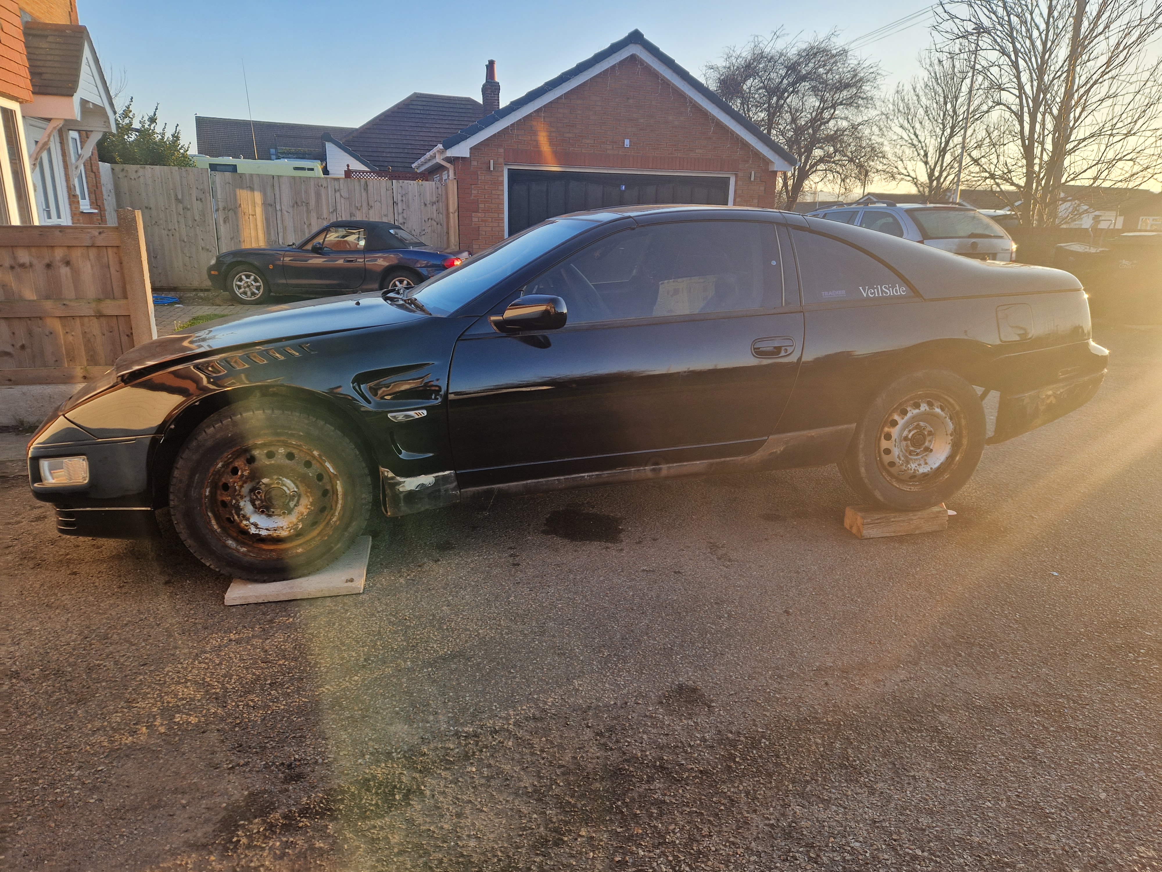 *LOOKING FOR FULL CAR*